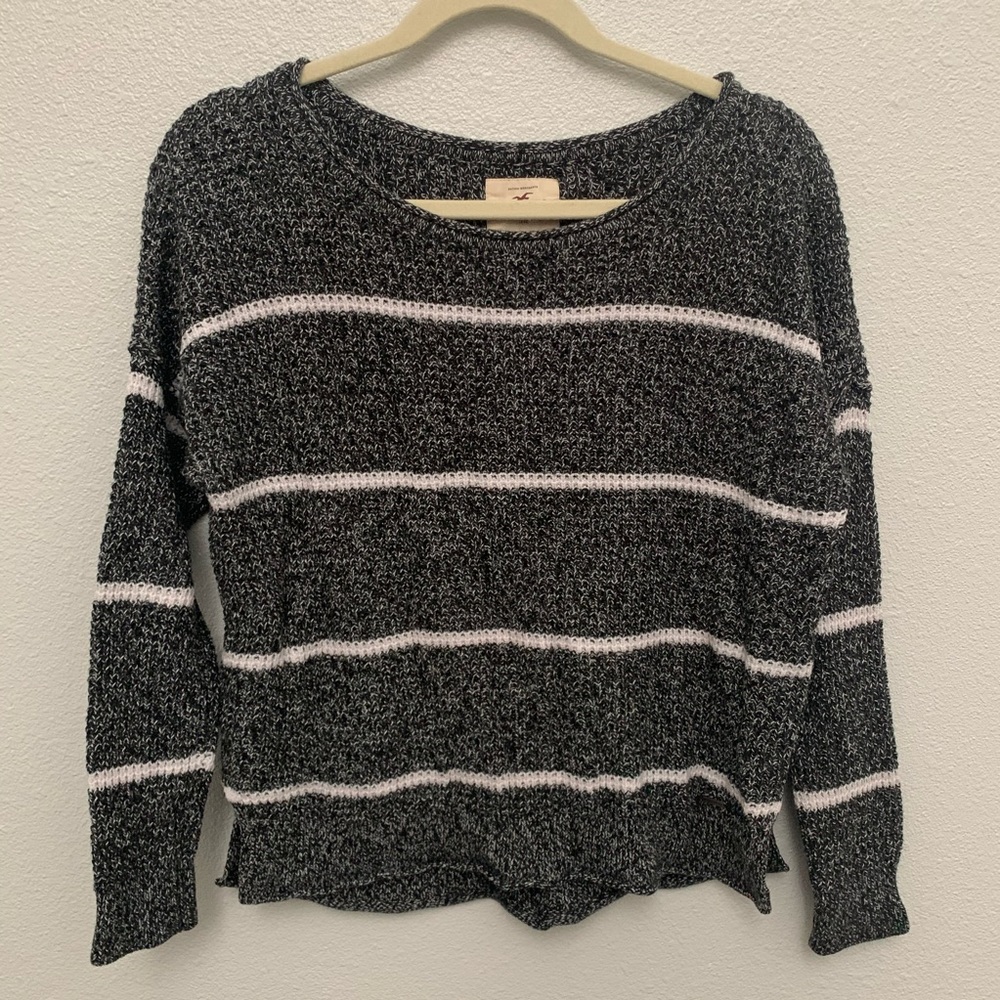 Hollister black & white sweater